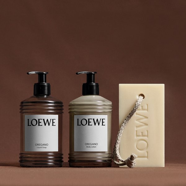 Qoo10] Loewe ロエベ オレガノリキッドソープ 360M